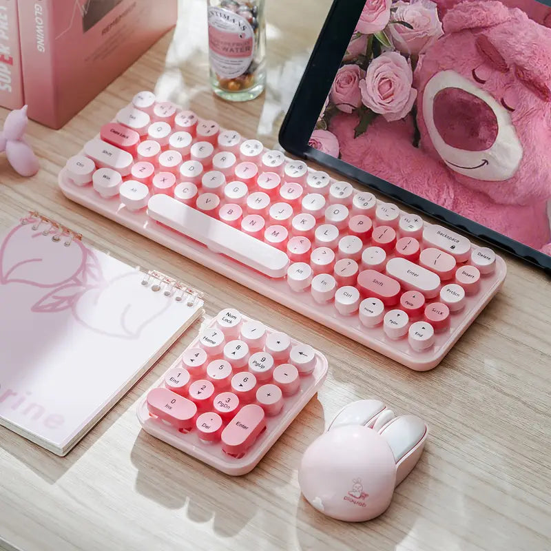 Clavier Rétro Rose avec Pavé Numérique + Souris Sans Fil Design Lapin – Kit Kawaii pour Bureau et Gaming