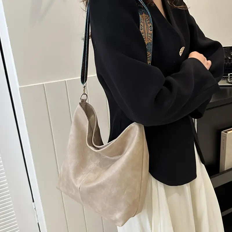 Sac besace femme en simili cuir bleu avec bandoulière bohème réglable  Chic, pratique et tendance