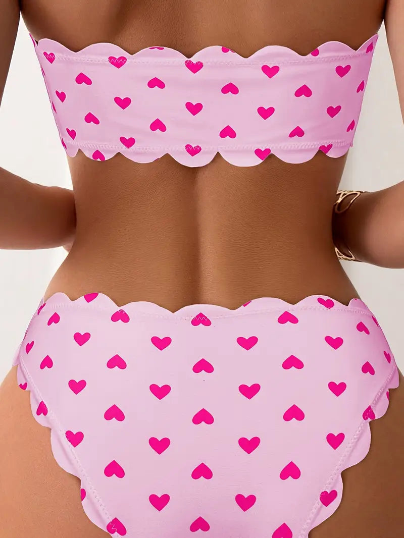 Bikini bandeau à cœurs avec laçage – Maillot 2 pièces irrésistible et féminin