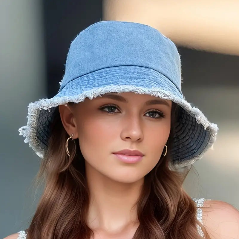Bob femme en jean bleu à bords effilochés – Chapeau tendance été décontracté