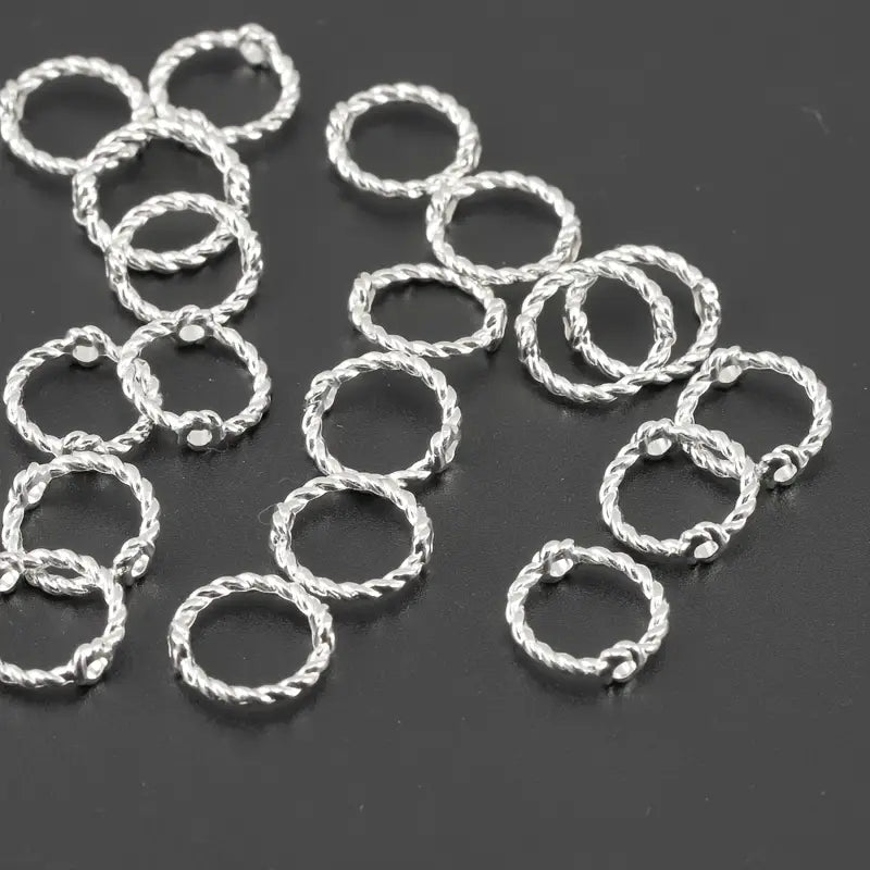 Anneaux Torsadés Dorés et Argentés – Connecteurs Métalliques pour Bracelets, Colliers et Bijoux DIY