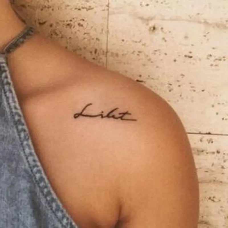 Lot de 56 Tatouages Éphémères Citations – Phrases Inspirantes et Textes Stylés pour Bras, Poignet ou Clavicule