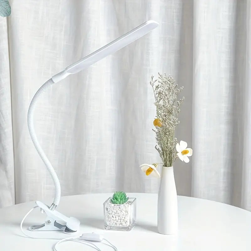 Lampe de Bureau LED avec Pince – Bras Flexible, Port USB, Interrupteur ON/OFF