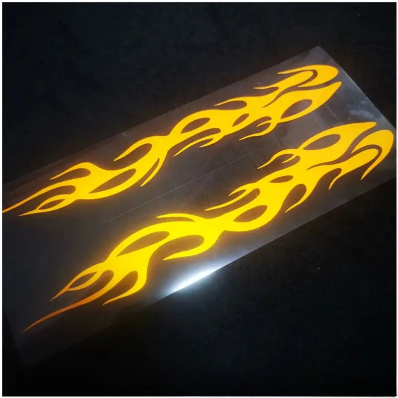 Autocollant Voiture Flammes Rouges – Sticker Décoratif Sport Tuning Universel