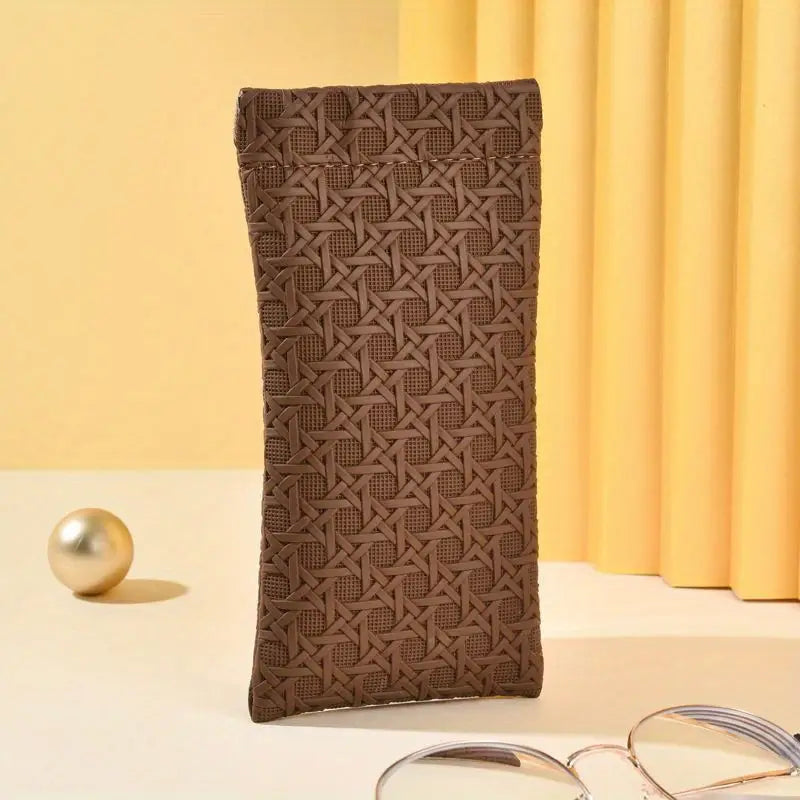 Étui à Lunettes en Tissu Matelassé – Pochette Souple et Élégante pour Lunettes de Vue ou de Soleil