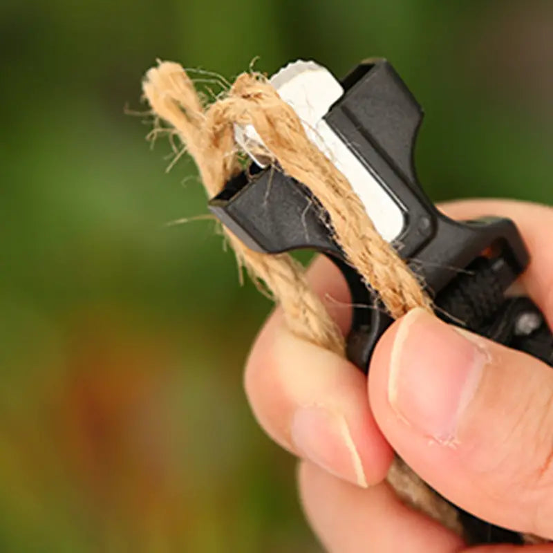 Bracelet de survie multifonction en paracorde – Boussole, sifflet et allume-feu pour camping, randonnée et plein air
