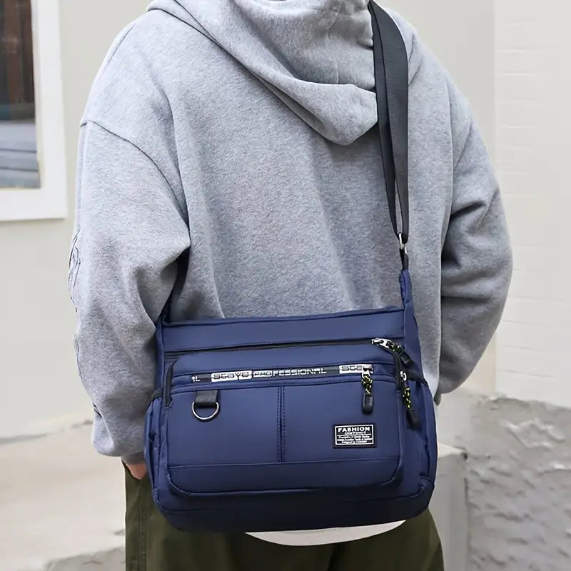 Sac Besace Homme Bandoulière Grand Sac Multipoches Étanche et Pratique pour le Quotidien