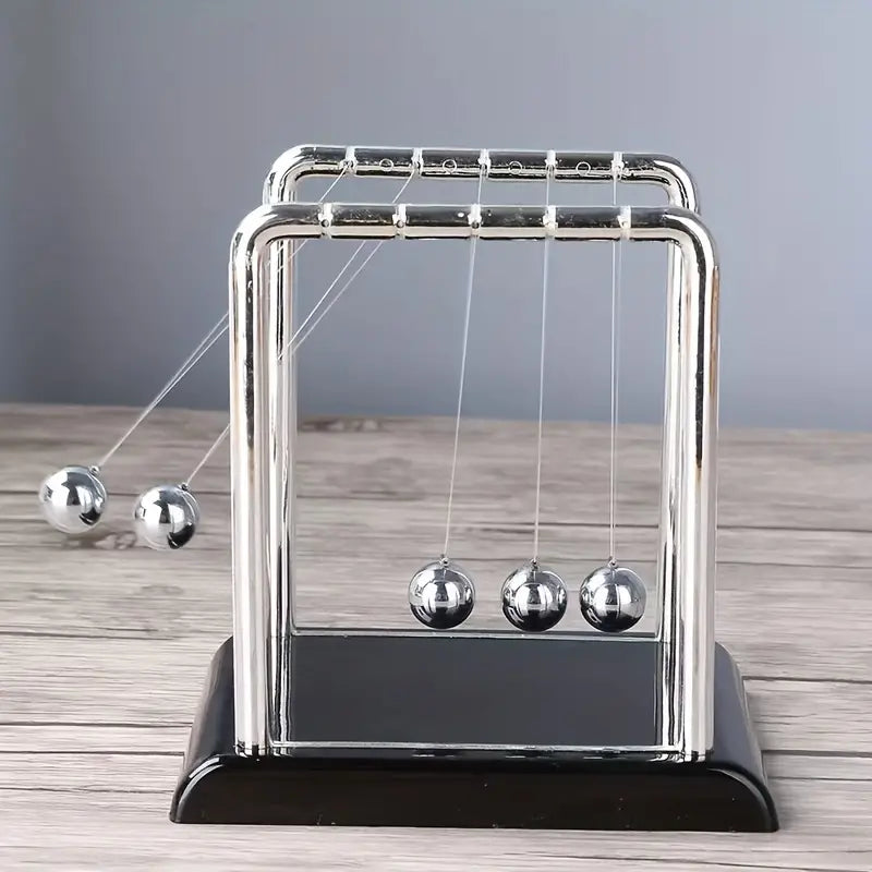 Pendule de Newton en Métal – Accessoire de Bureau Élégant pour Décoration et Expériences Physiques