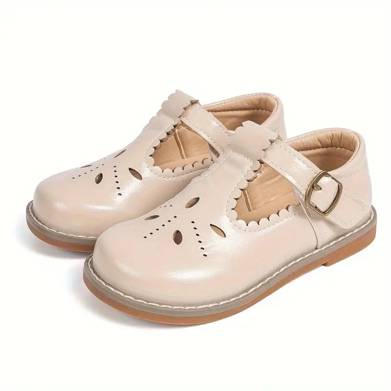 Chaussures fille élégantes à bride – Mocassins sans lacets en simili cuir beige avec détails perforés