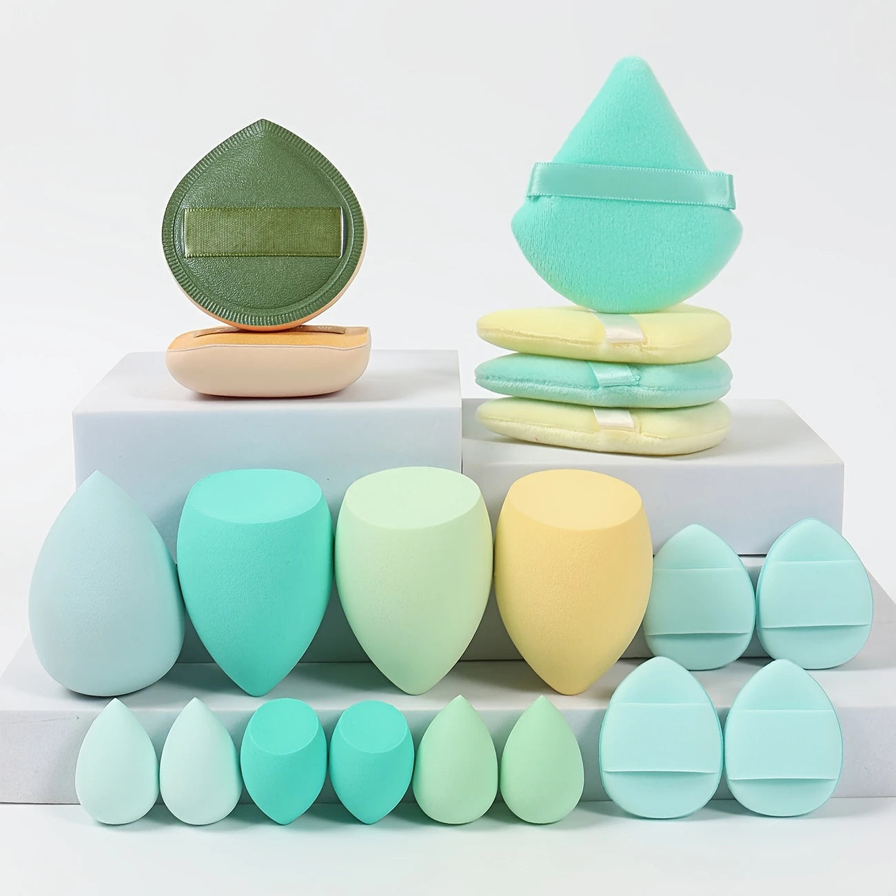 Lot de 20 Éponges Maquillage – Blenders et Houppettes Douces Multi-Tailles pour Fond de Teint & Poudre