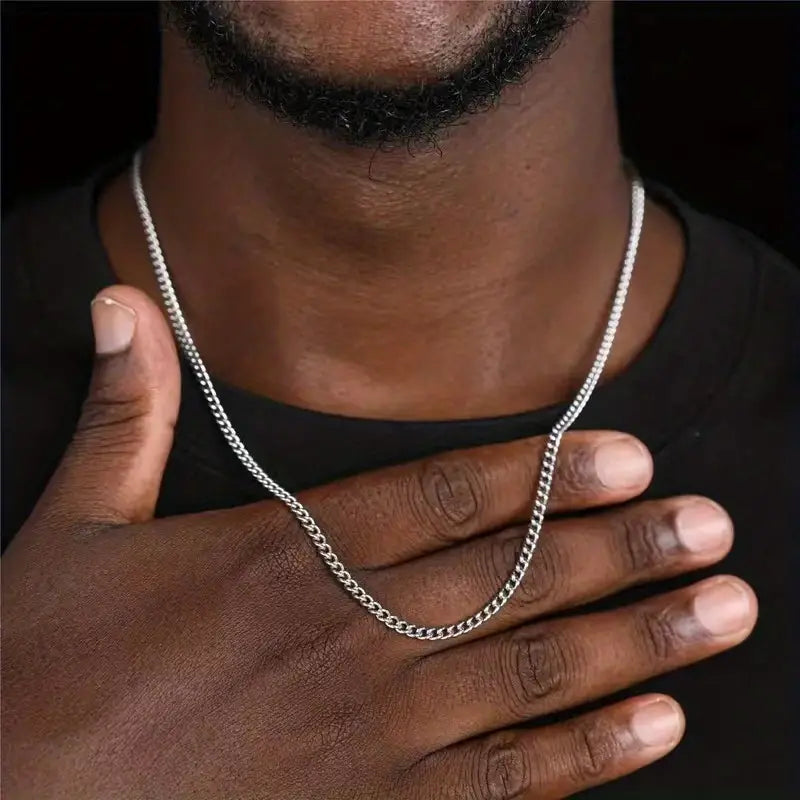 Collier homme chaîne cubaine fine en acier inoxydable argent – Bijou sobre et élégant