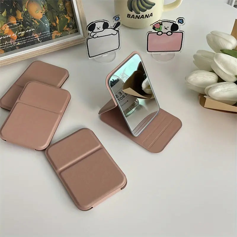 Miroir de Maquillage Pliable en Similicuir – Compact et Élégant pour Retouches Beauté au Quotidien
