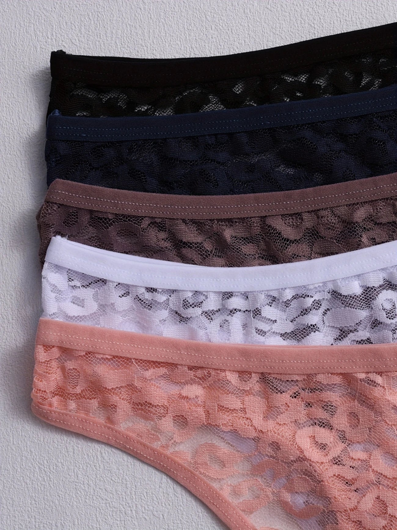 Lot de Strings Sexy Femme en Dentelle Transparente – Lingerie Fine Confortable, Motif Léopard Discret