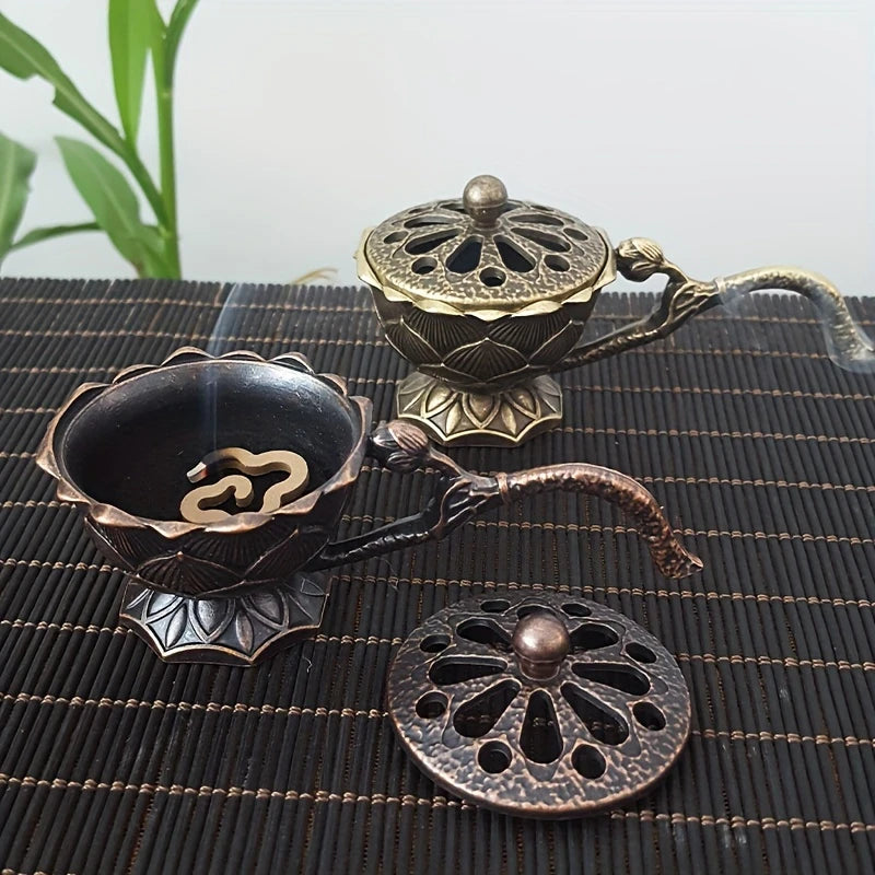 Encensoir sculpté vintage – Brûleur d’encens artisanal avec poignée longue, style oriental