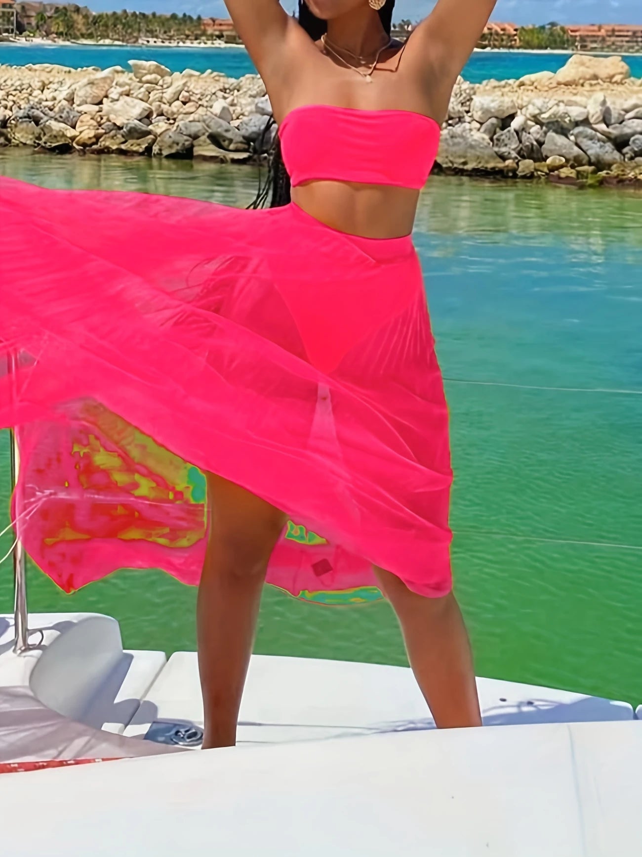 Ensemble Plage 2 Pièces – Haut Bandeau et Jupe Longue Transparente Plissée