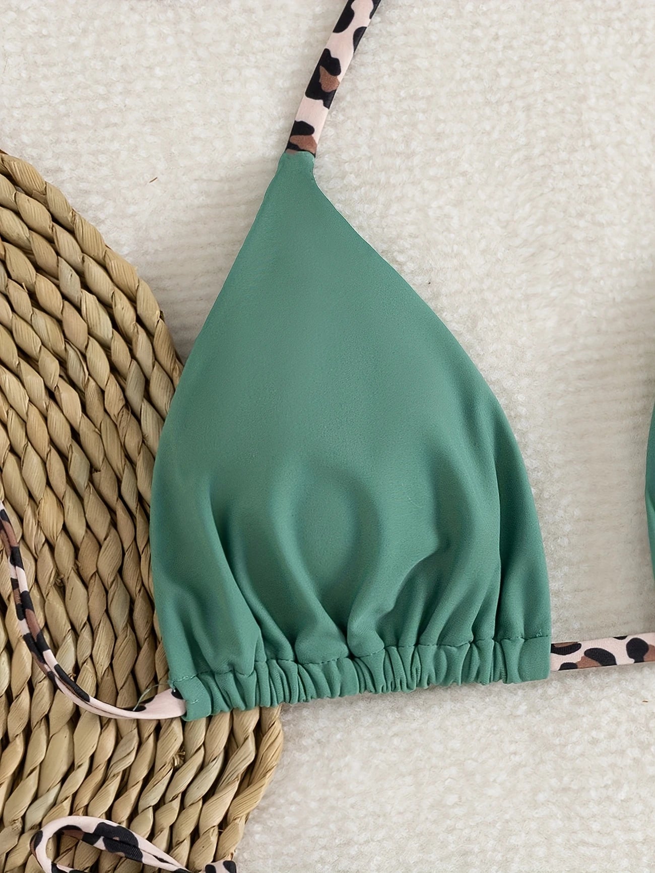Haut de Bikini Femme Triangle – Bretelles Léopard à Nouer, Look Sauvage et Raffiné