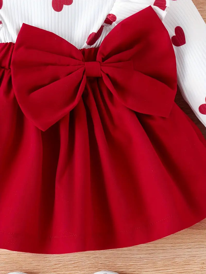 Robe Bébé Fille Blanche à Cœurs Rouges avec Grand Nœud – Tenue Mignonne et Élégante