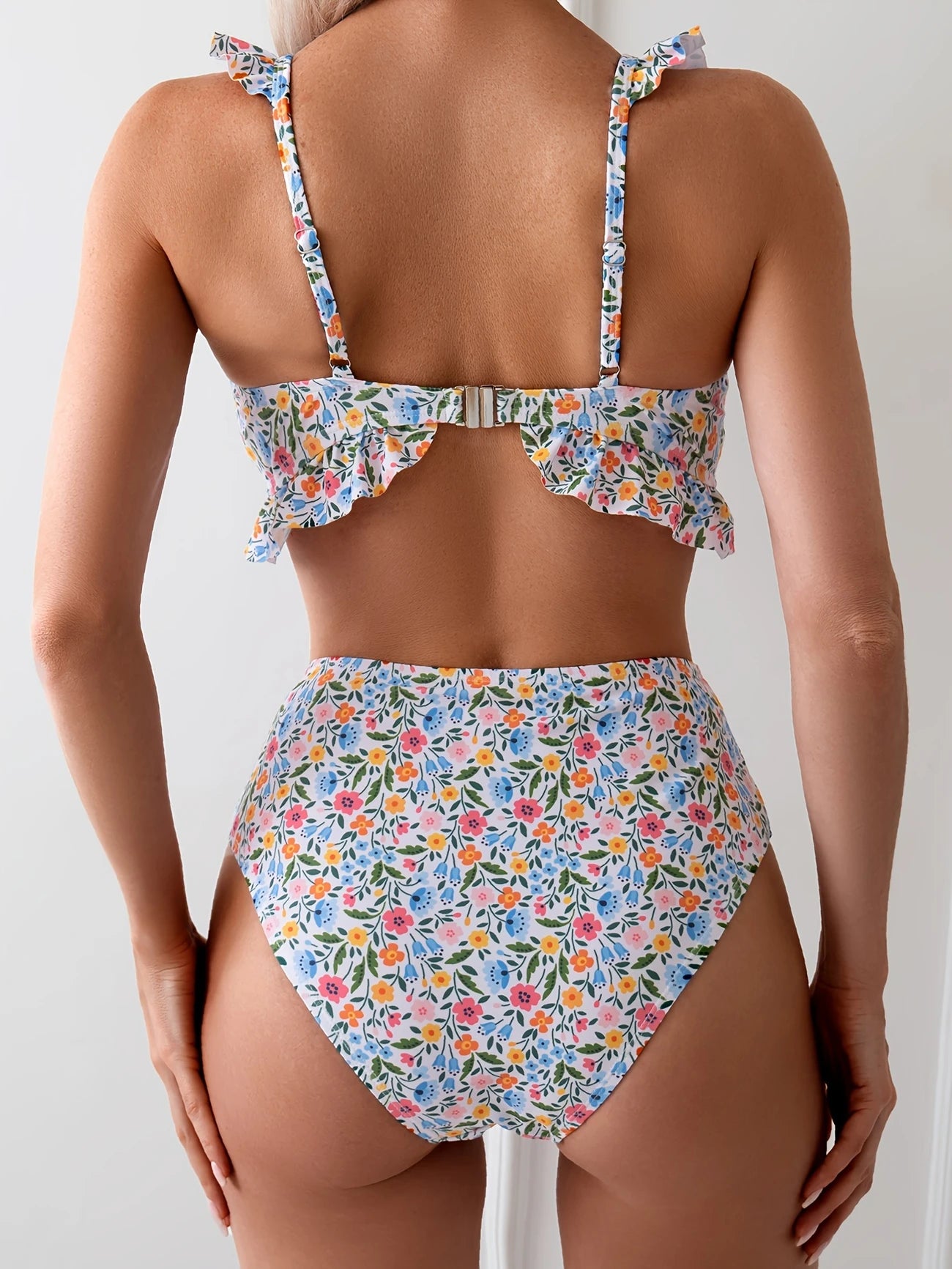 Bikini taille haute à volants – Imprimé fleuri romantique et coupe flatteuse
