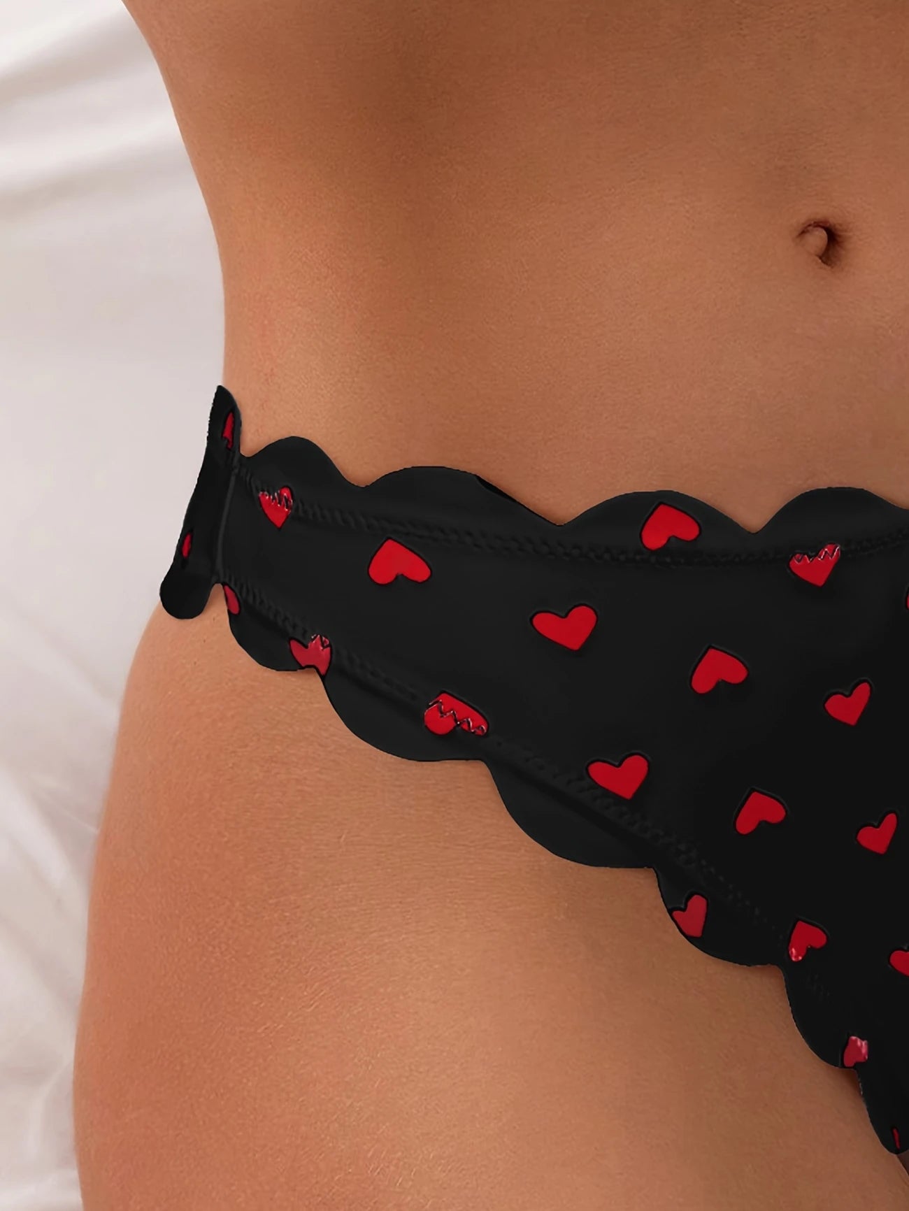 Bikini bandeau à cœurs avec laçage – Maillot 2 pièces irrésistible et féminin