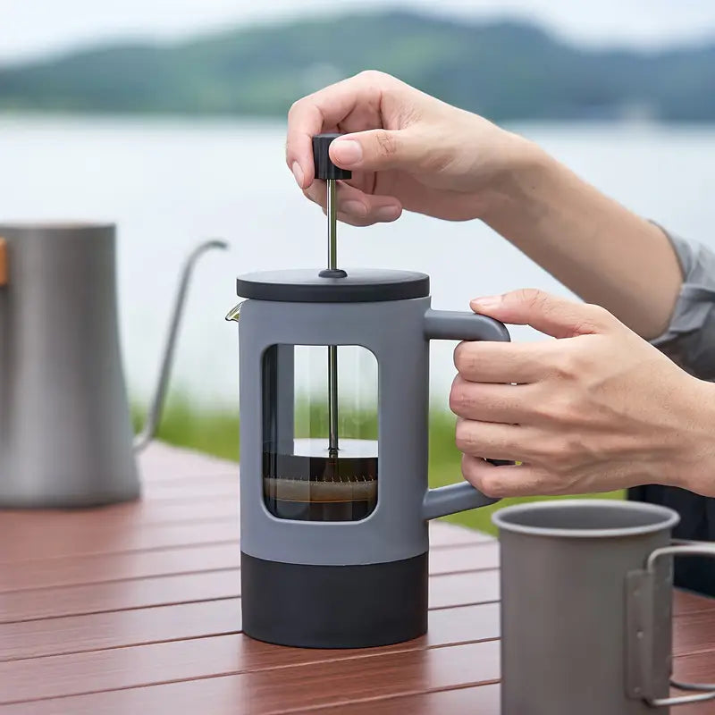 Cafetière Portable à Piston – French Press de Voyage en Plastique Résistant, Idéale pour Café et Thé en Extérieur