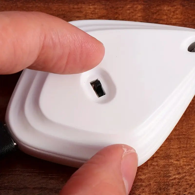 Répulsif Ultrason Portable avec Mousqueton – Anti-Moustiques Rechargeable, Format Porte-Clés pour Activités en Plein Air