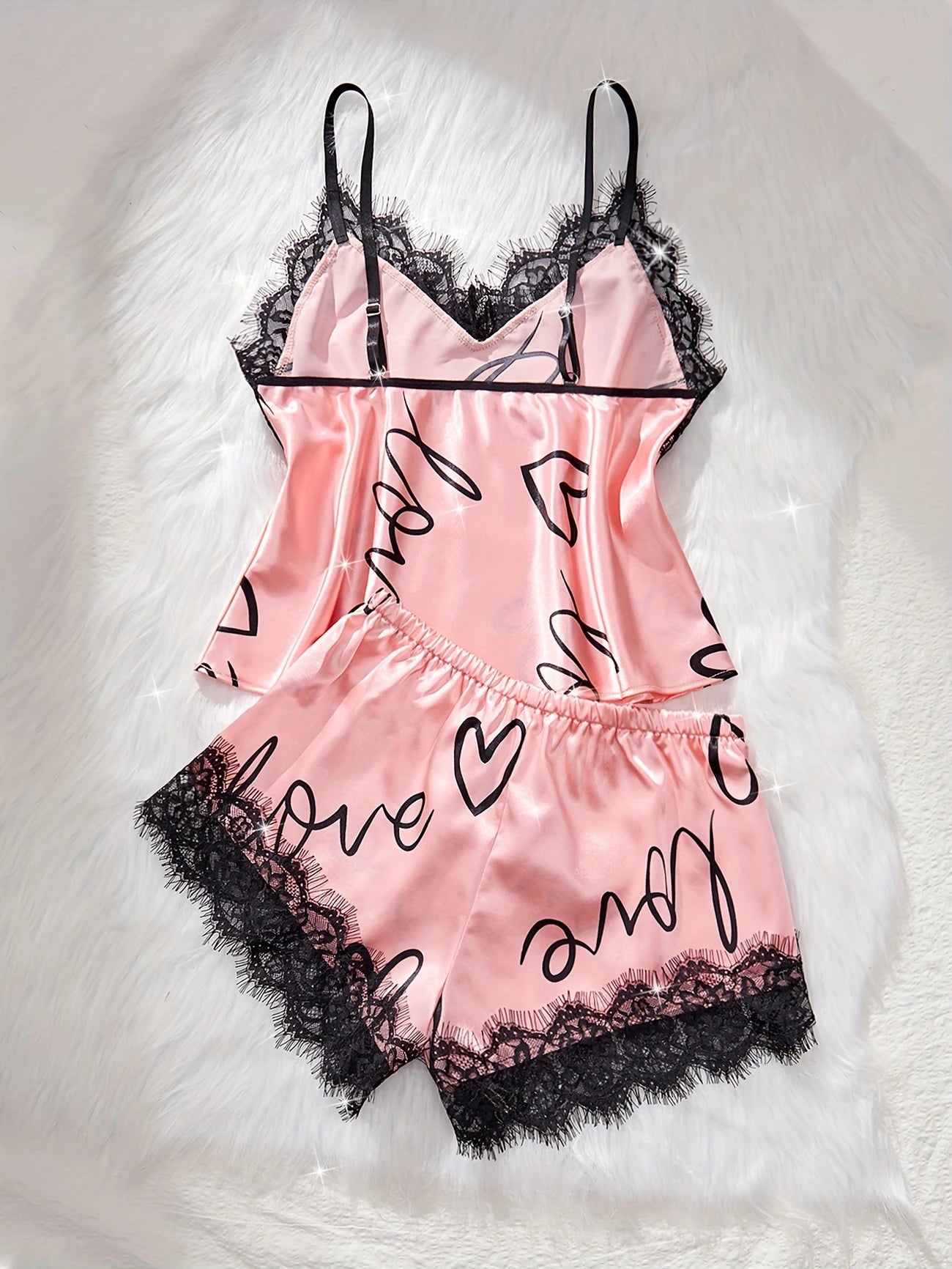 Pyjama Femme Satin Sexy Imprimé Love – Ensemble 2 Pièces avec Dentelle Noire