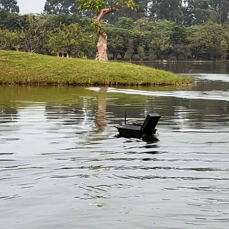 Bateau amorceur télécommandé pour pêche – Distribution précise d’appâts et longue portée