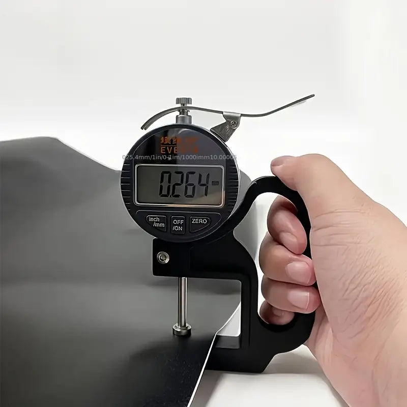 Papier Peint Adhésif Noir Mat – Rouleau 45x100 cm, Étanche et Facile à Poser pour Décoration Murale et Meubles