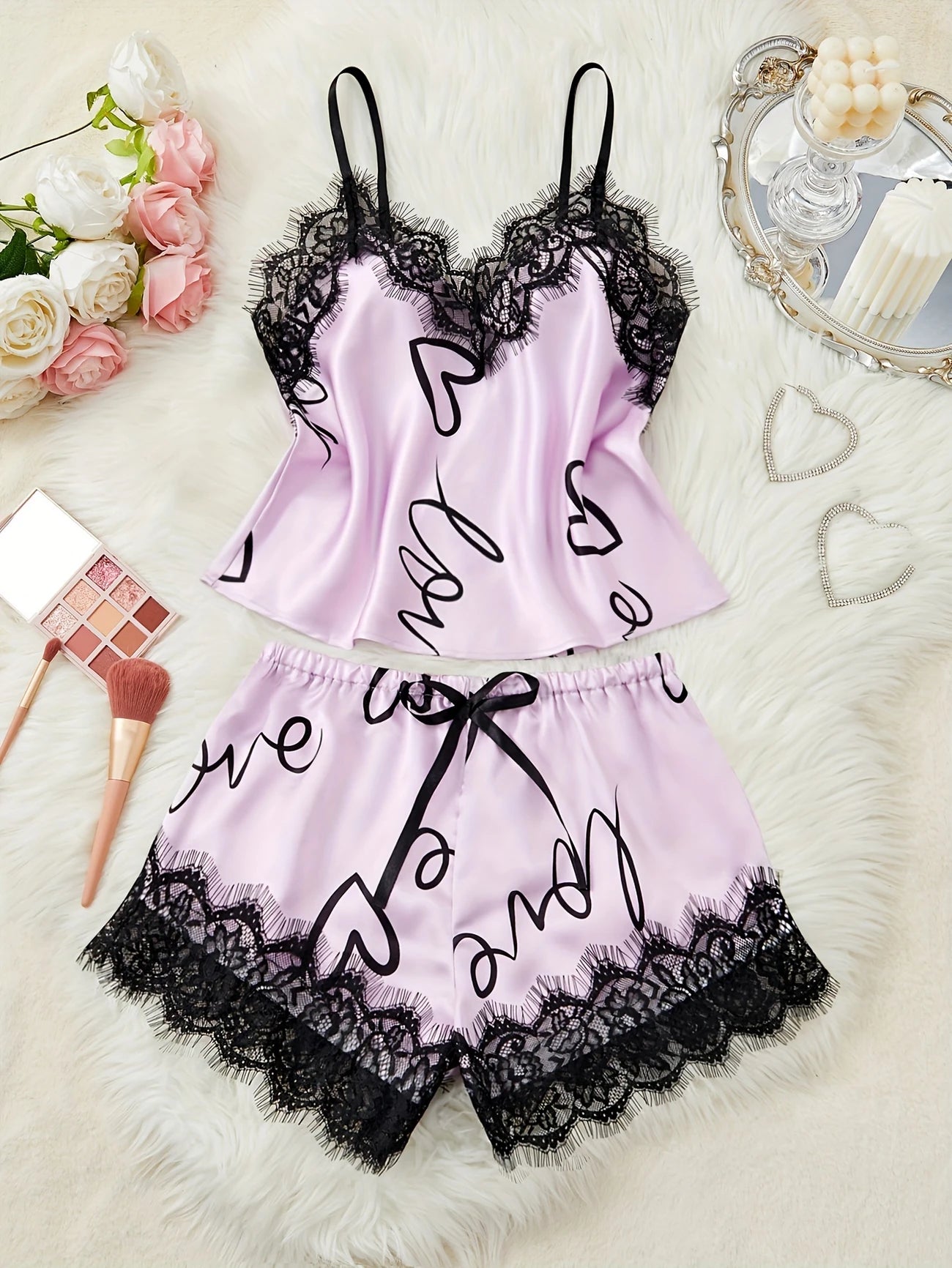 Pyjama Femme Satin Sexy Imprimé Love – Ensemble 2 Pièces avec Dentelle Noire