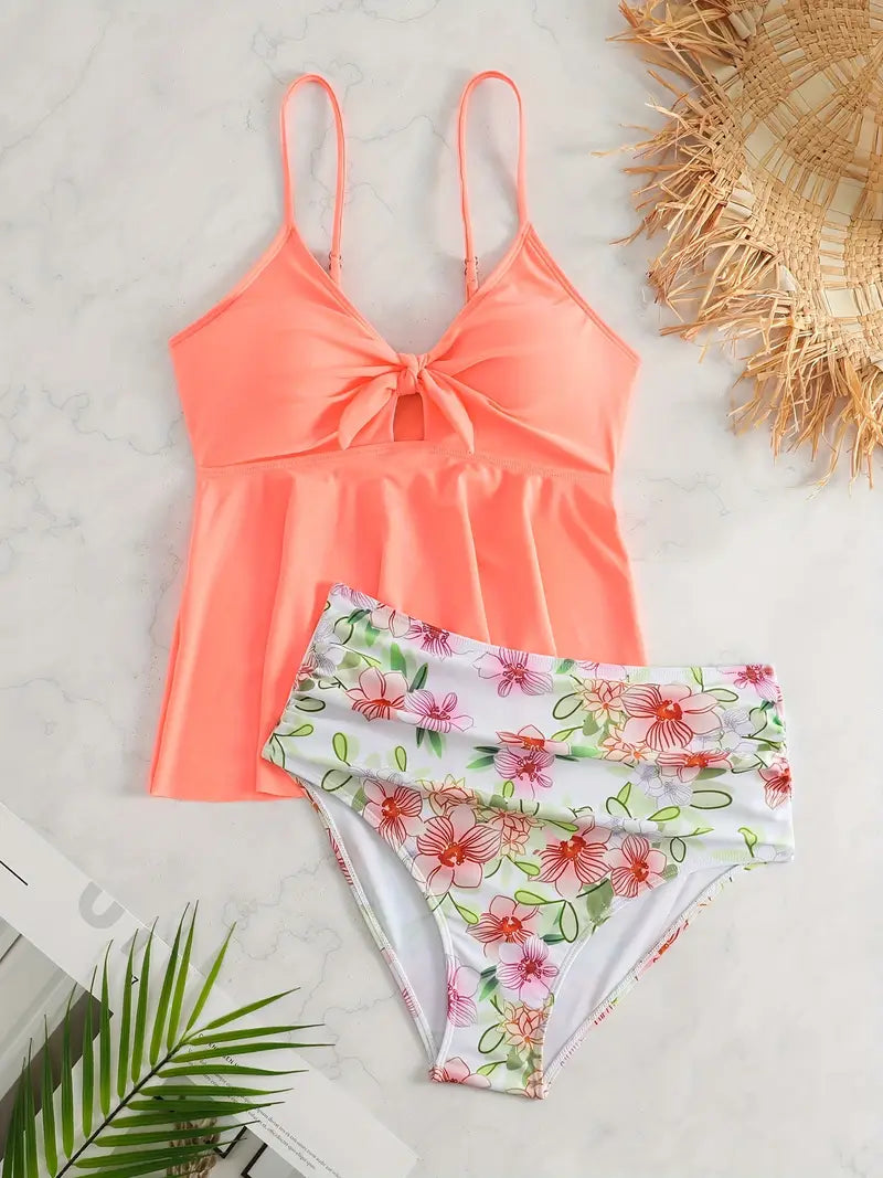 Bikini tankini à volants – Haut à bretelles corail et culotte taille haute à fleurs