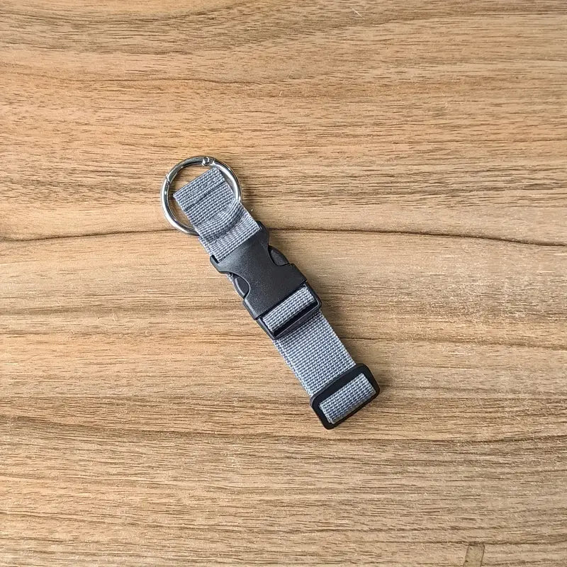 Sangle porte veste pour valise Accrochez manteaux et vêtements facilement en voyage