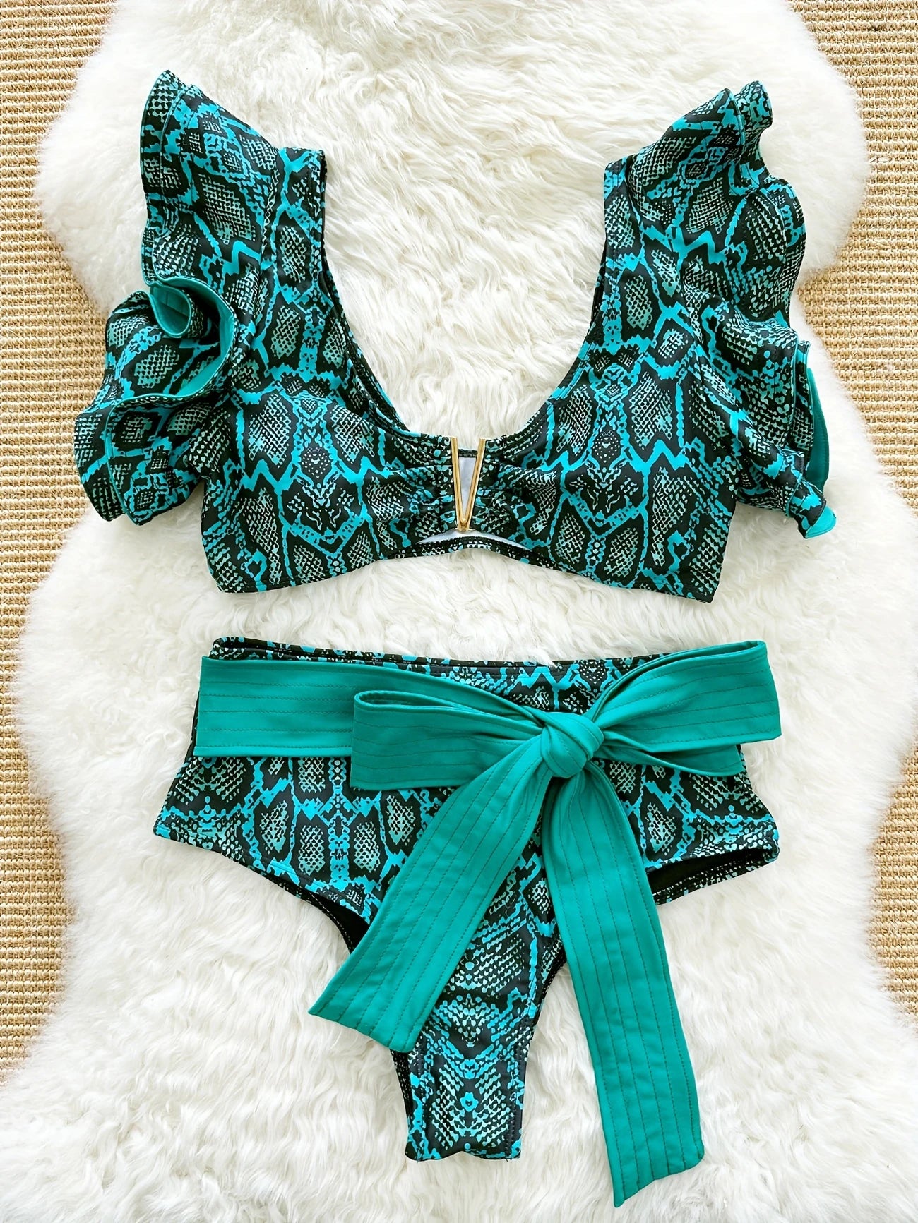 Ensemble Maillot de Bain Femme à Volants – Imprimé Python & Ceinture Nouée Taille Haute