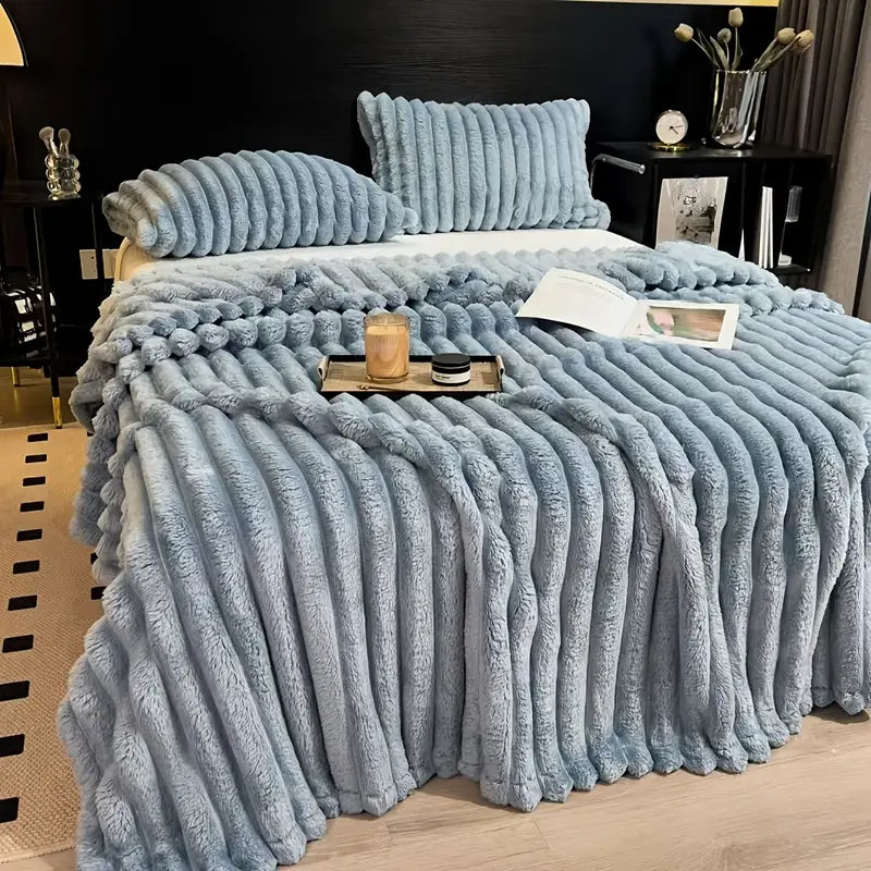 Couverture Hiver Ultra Douce en Fausse Fourrure – Jeté de Lit Chaud et Moelleux avec Taies Assorties