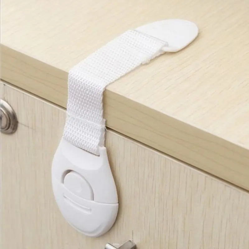 Verrou de Sécurité pour Enfants – Bloque-Tiroirs et Placards avec Sangle Ajustable Autocollante