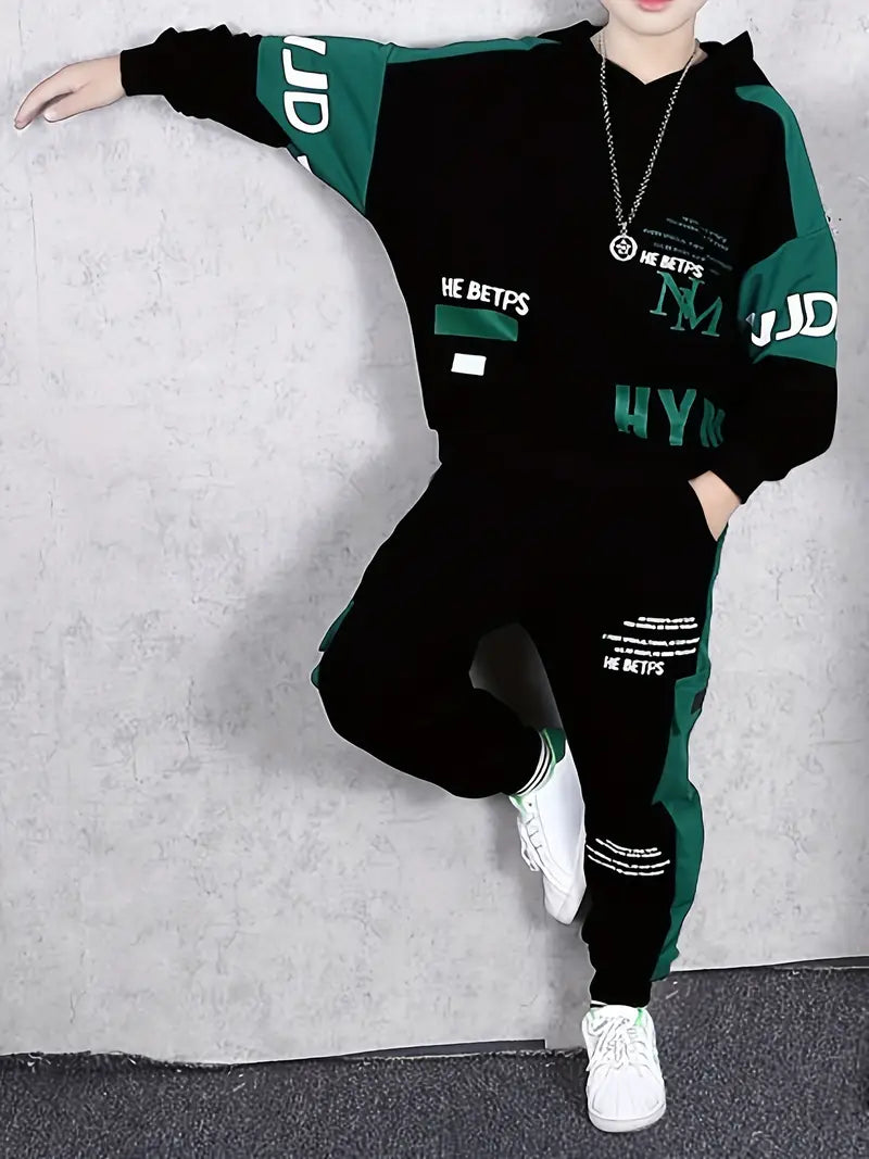 Ensemble Garçon Sport Streetwear – Survêtement Noir et Vert avec Capuche