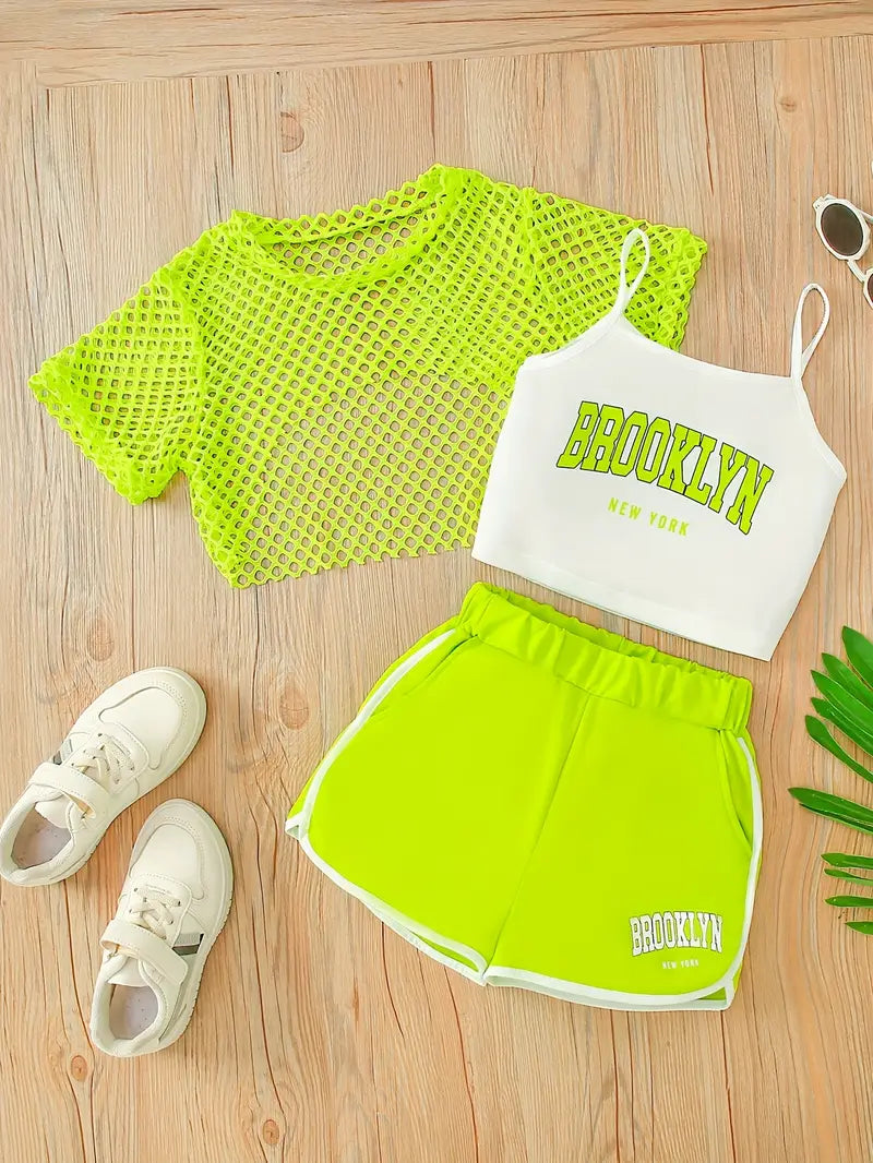 Hauts fille tendance – Ensemble crop top Brooklyn et short vert fluo avec t-shirt résille