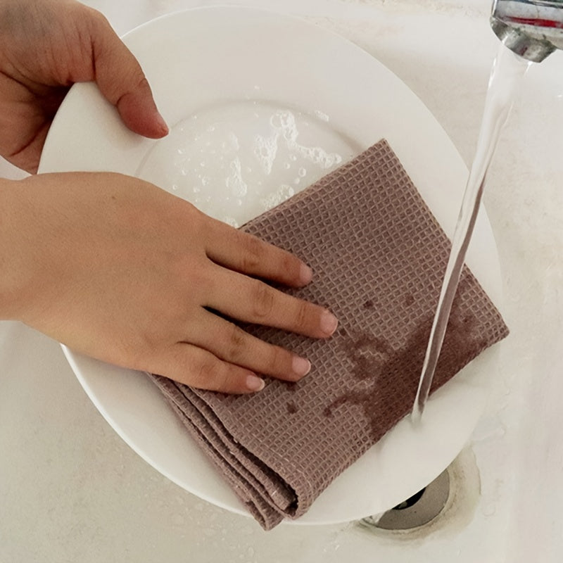 Il absorbe l'eau au lieu de l'étaler