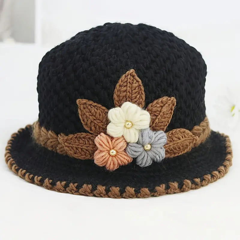 Chapeau cloche femme en crochet noir avec fleurs décoratives – Accessoire bohème chic été/printemps