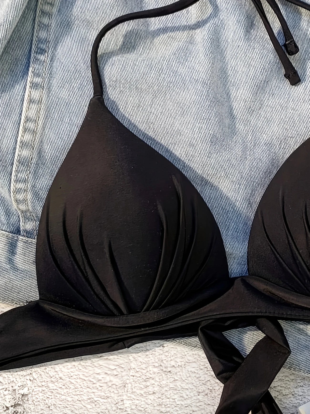 Haut de Bikini Femme Triangle – Coloris, Style Minimaliste à Nouer dans le Dos