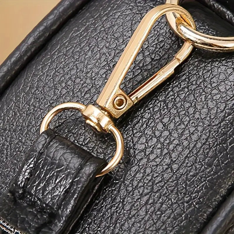 Sac Porté Épaule Femme Noir Matelassé avec Fermoir Doré – Élégant et Polyvalent