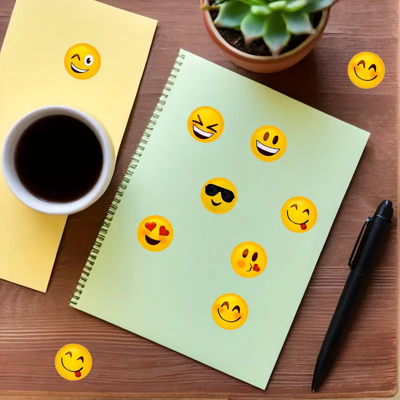 Autocollants Emoji Amusants – Stickers Décoratifs Étanches pour Tasses, Cahiers, Téléphones et Papeterie