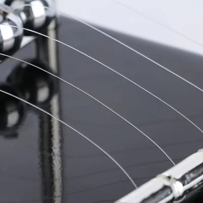 Pendule de Newton en Métal – Accessoire de Bureau Élégant pour Décoration et Expériences Physiques