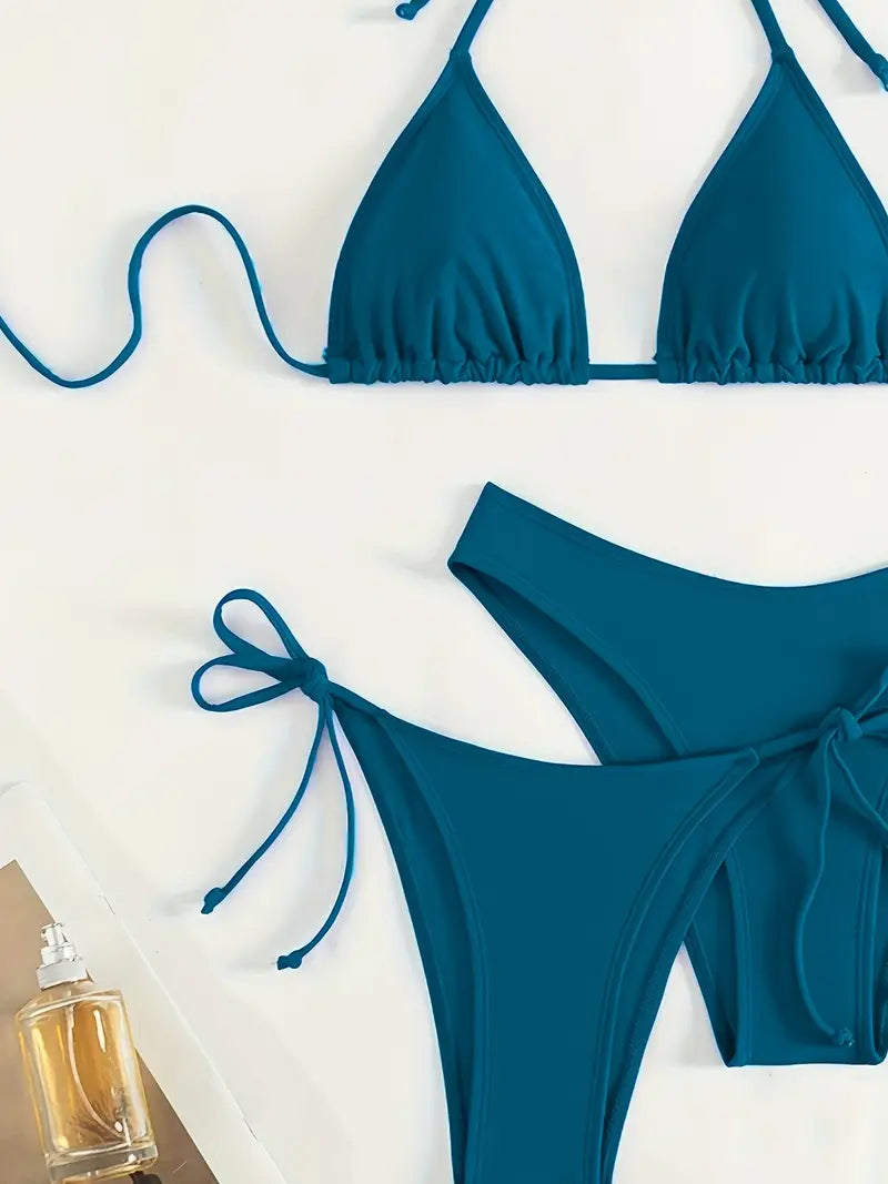 Ensemble Bikini Brésilien – Triangle Ajustable & Bas Échancré à Nouer