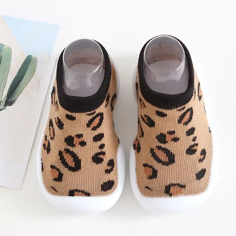 Chaussures bébé garçon souples motif léopard – Baskets antidérapantes en maille respirante pour premiers pas