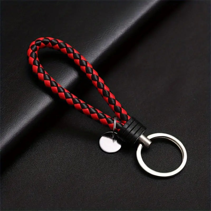 Porte-clés homme en cuir tressé – Breloque élégante et résistante pour clés de voiture