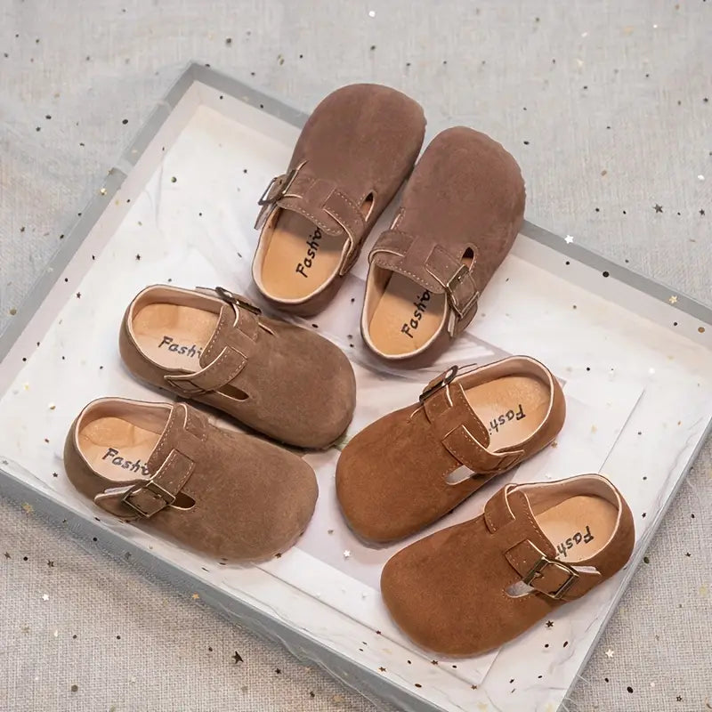Mocassins fille en daim avec boucle – Chaussures sans lacets confortables et élégantes pour bébé et enfant