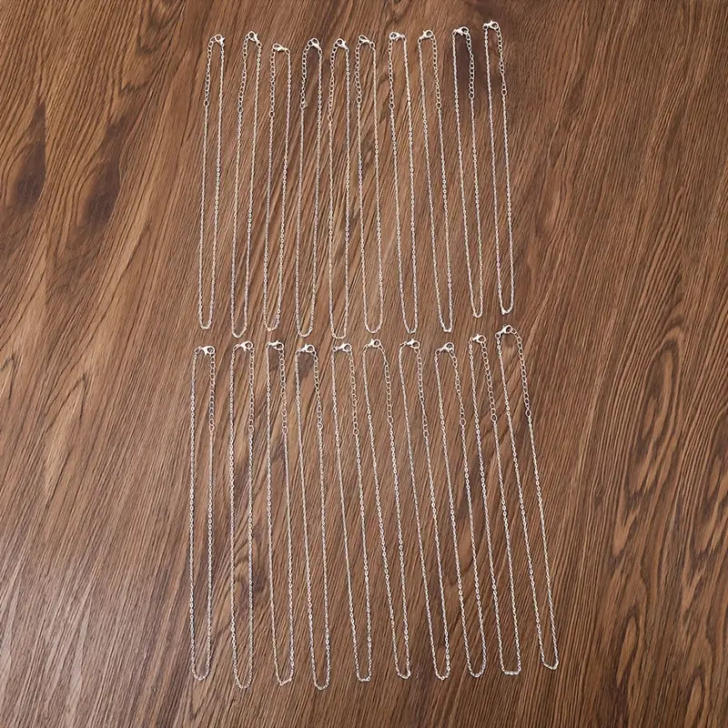 Lot de 50 Chaînes Argentées avec Fermoir – Chaînes Collier DIY pour Fabrication de Bijoux & Perles