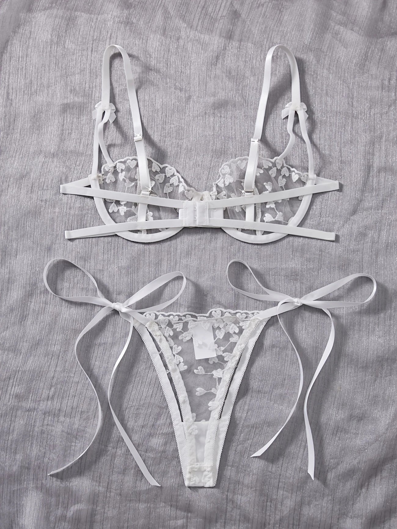 Ensemble Lingerie Sexy Femme en Dentelle Transparente – Soutien-Gorge à Armatures et String à Nouer avec Fleurs Brodées