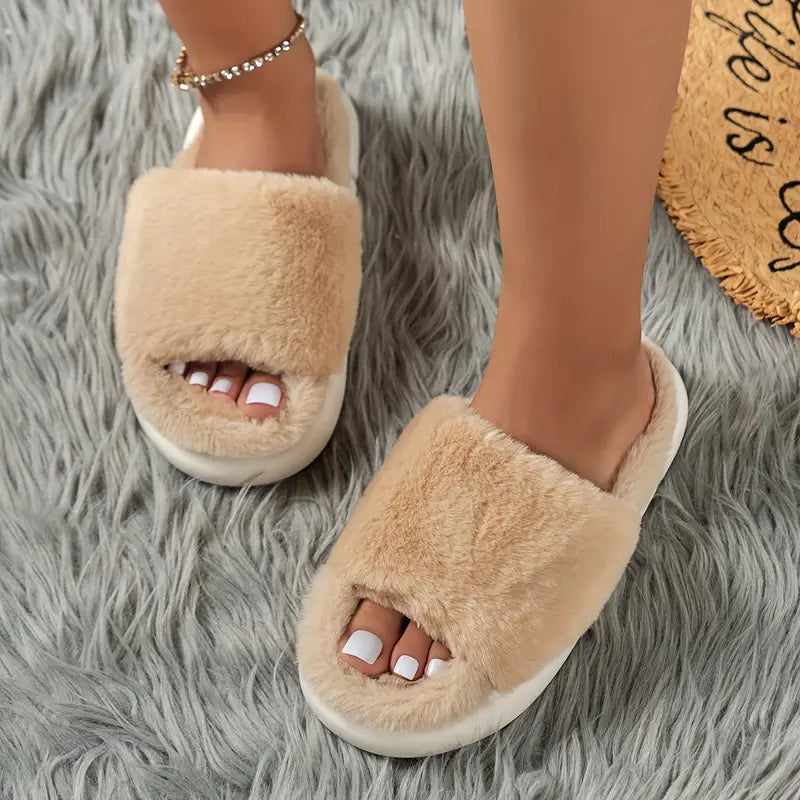 Chaussons Hiver Femme en Fausse Fourrure – Mules Douillettes Ouvertes et Semelle Épaisse Antidérapante