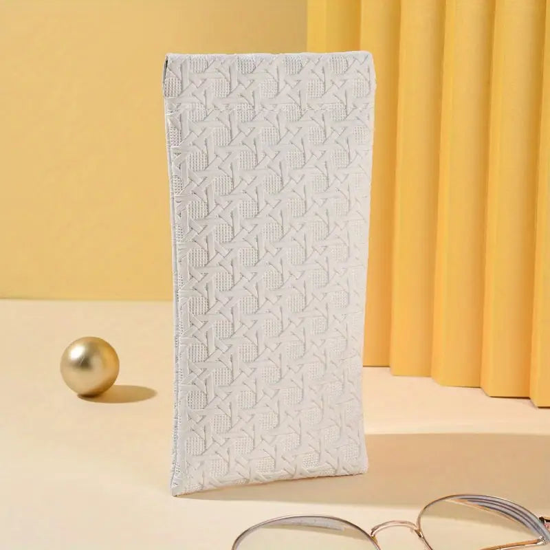 Étui à Lunettes en Tissu Matelassé – Pochette Souple et Élégante pour Lunettes de Vue ou de Soleil